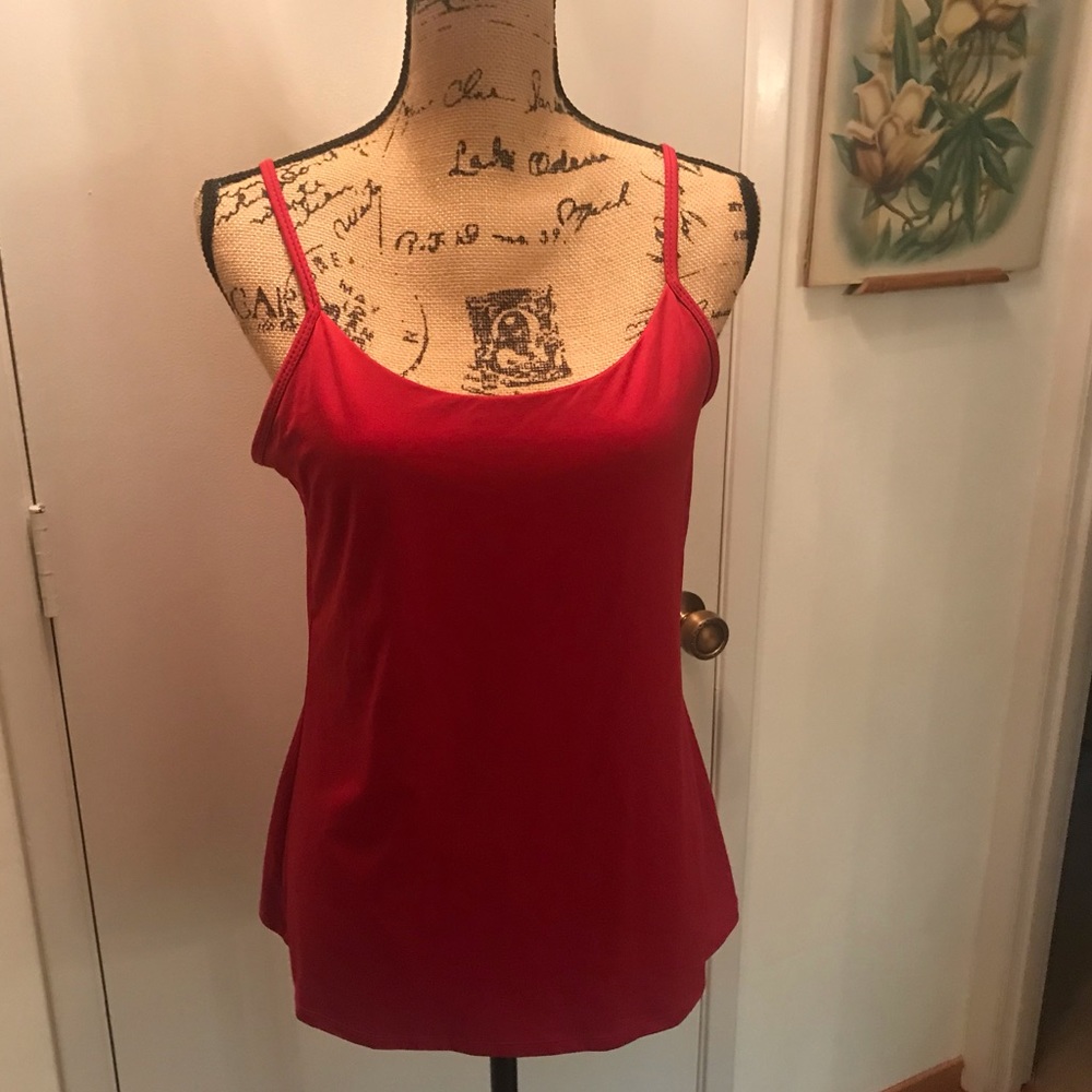 Red NY & Company Tank top.❤️
